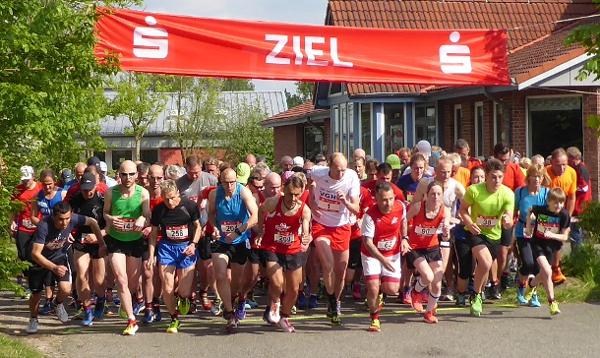 Start zum 31. Wremer Deichlauf