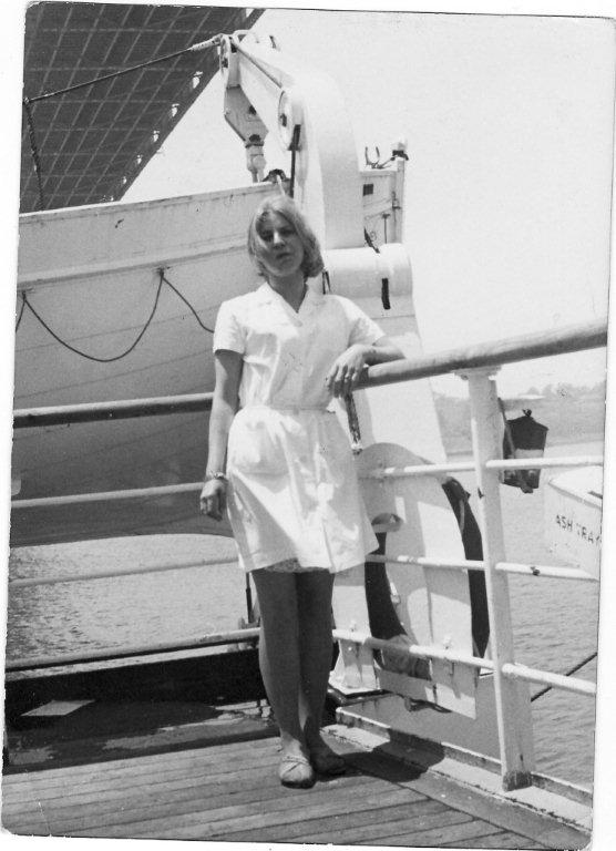 Hanne_aus_Nordhorn_Stewardess.jpg